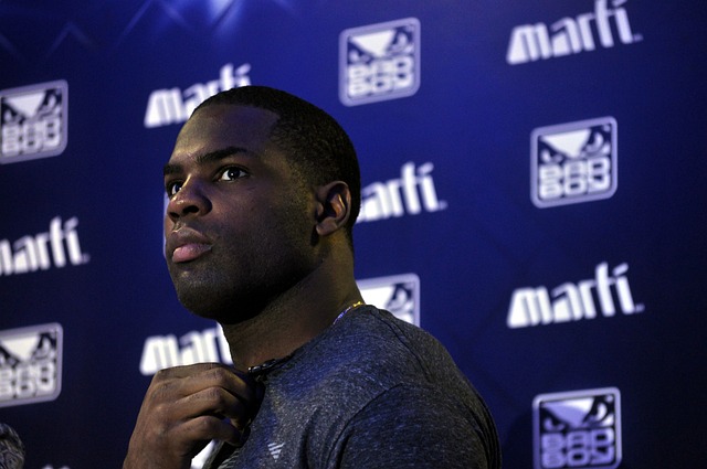 动失误来迫 动失误来迫